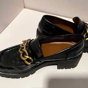 Chunky heeled loafer